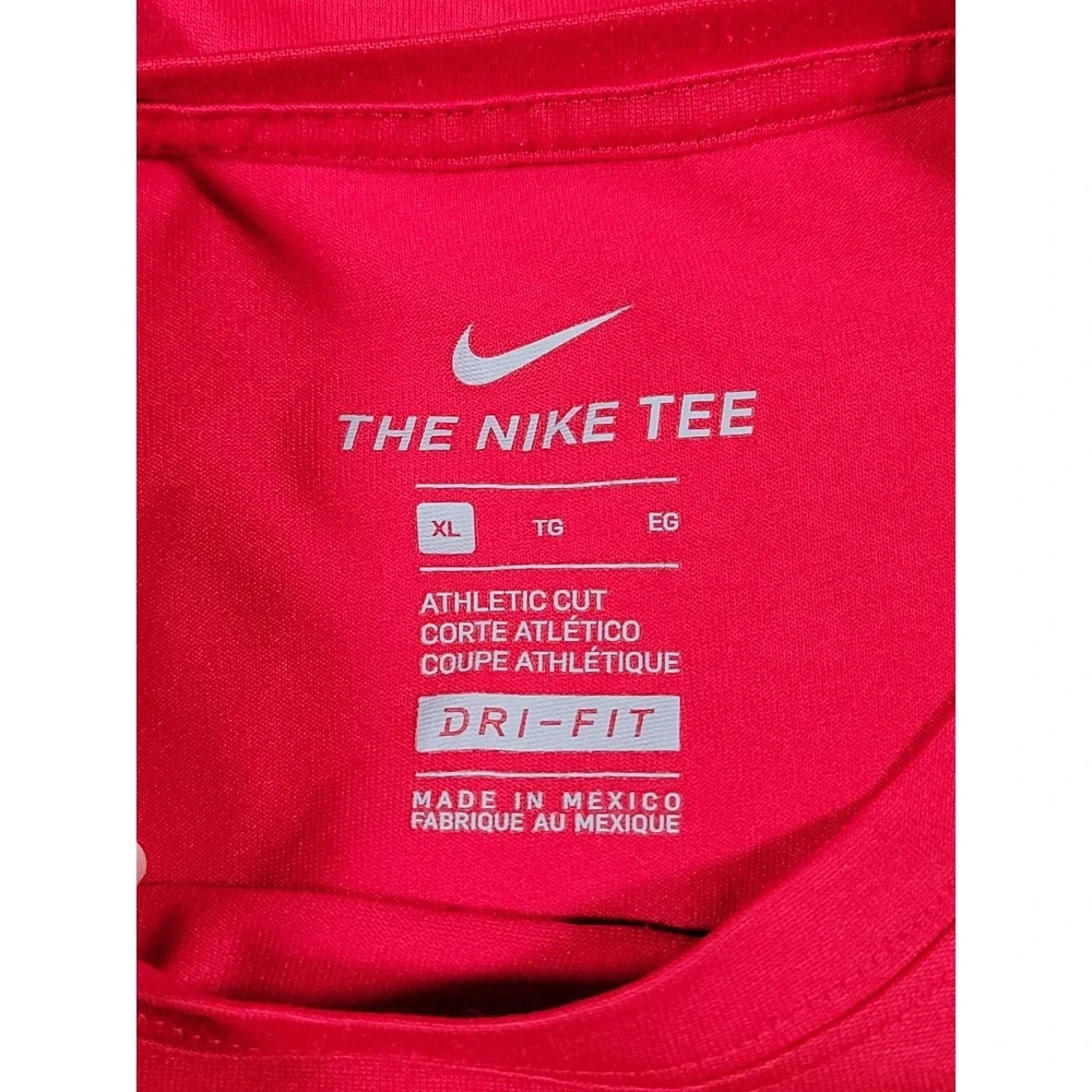 Nike T Shirt Boys XL Red USA Soccer Shield Logo Short Sleeve Tee Performance Fit